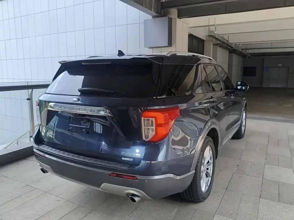 Ford Explorer — миниатюра 7