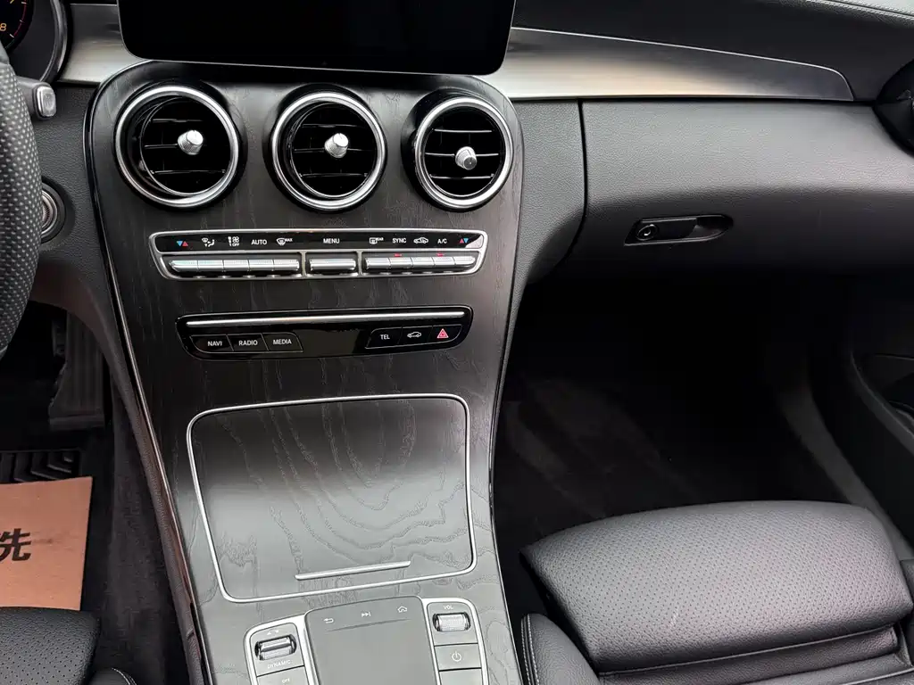 Mercedes-Benz C-Class — миниатюра 26