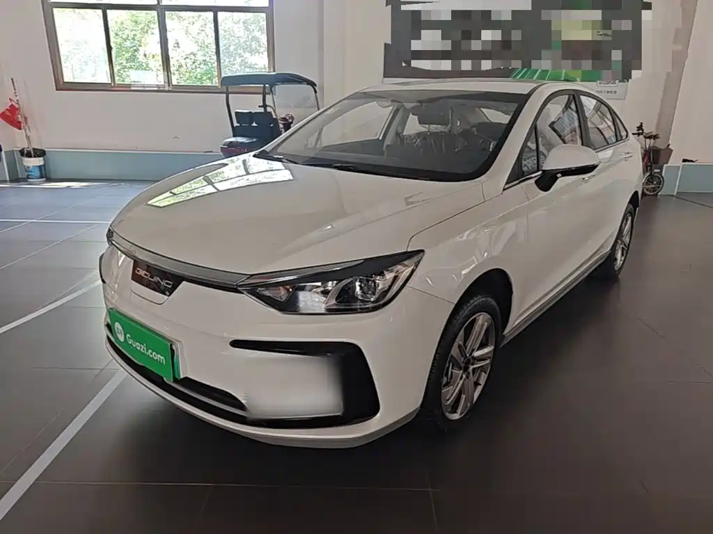BAIC EU5