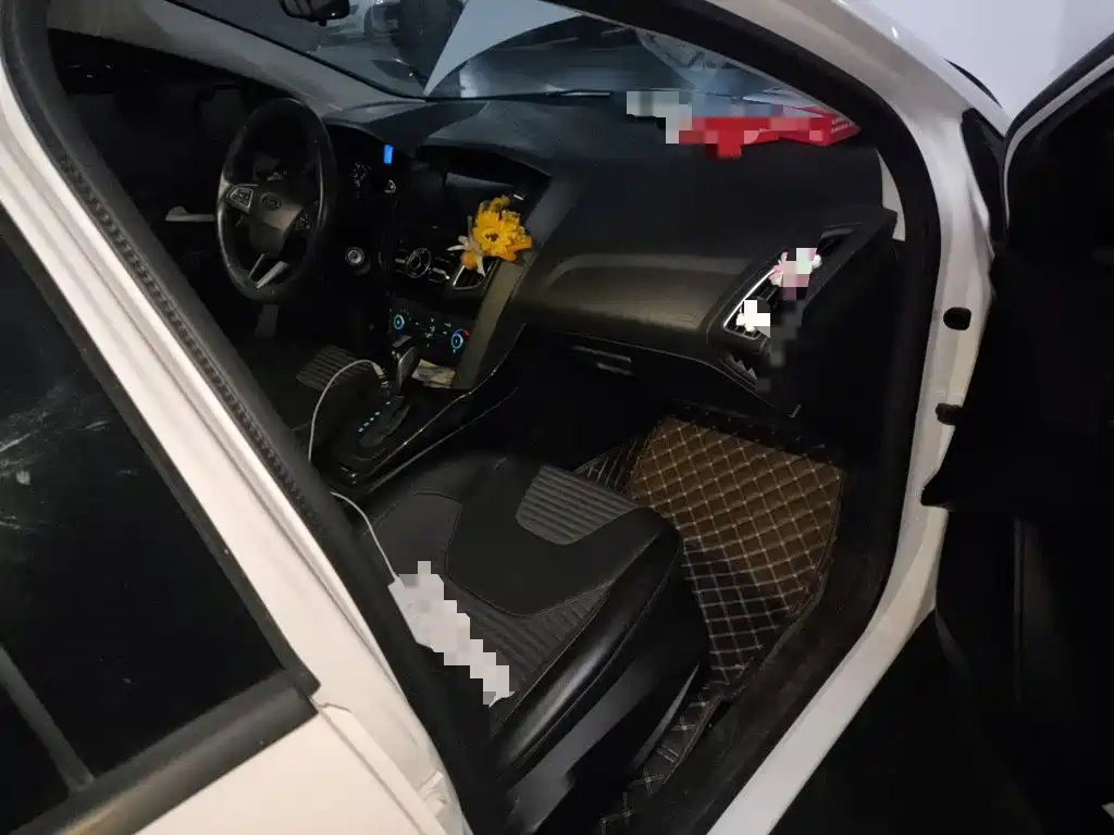 Ford Focus — миниатюра 19