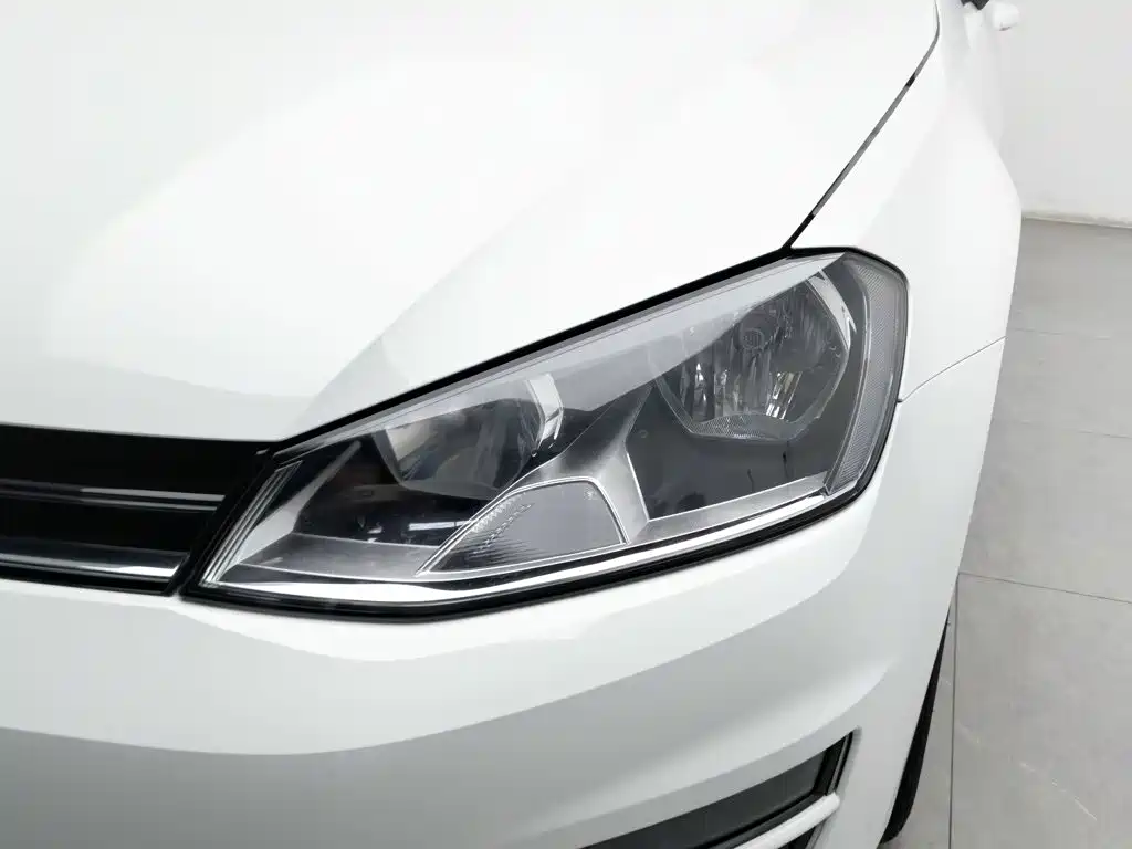 Volkswagen Golf — миниатюра 7