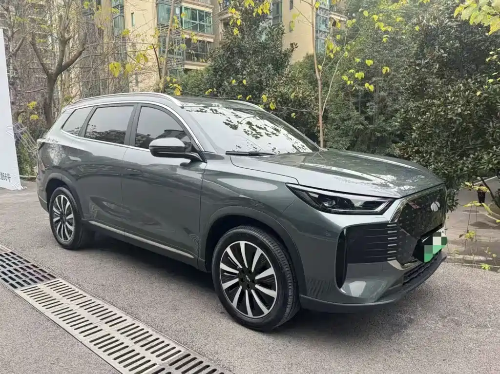 CHERY FENGYUN T8