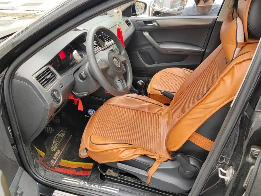 Volkswagen Santana — миниатюра 9