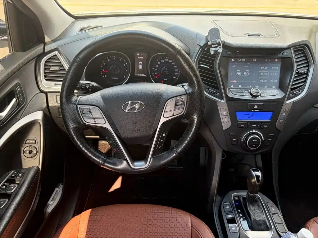 Hyundai Santa Fe — миниатюра 2