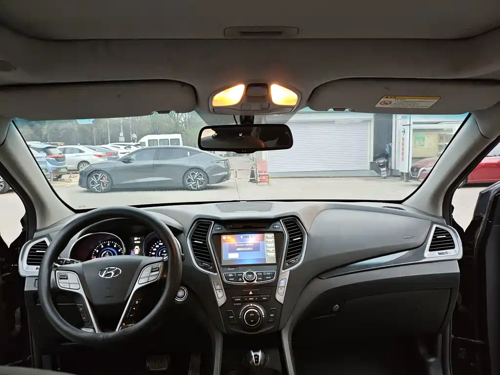 Hyundai Santa Fe — миниатюра 10