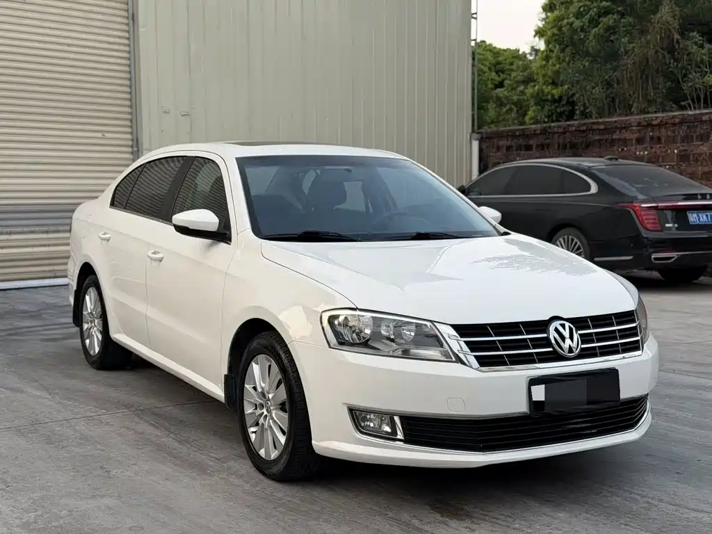 Volkswagen Lavida — миниатюра 3