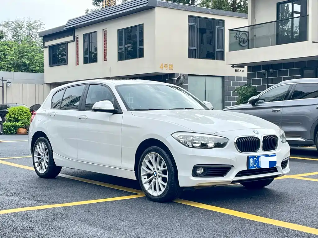 BMW 1 Series (Import) — миниатюра 3