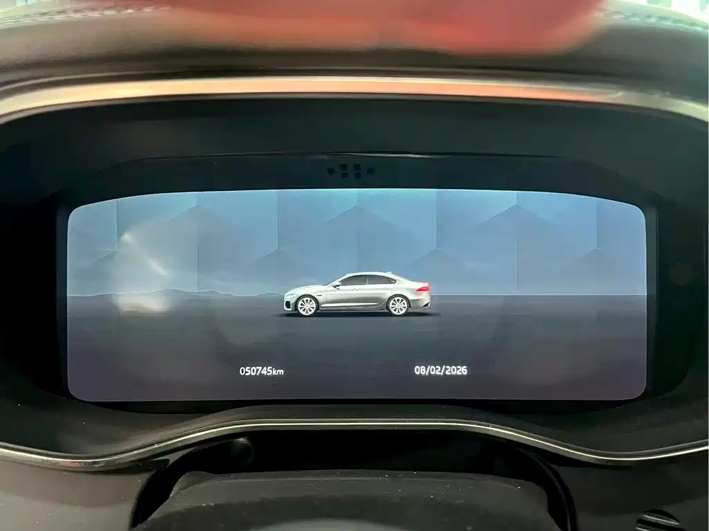 Jaguar XFL — миниатюра 8