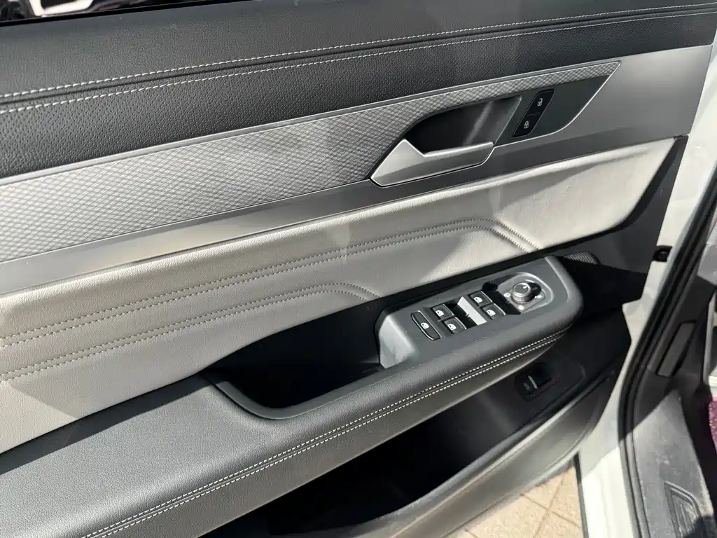 VOLKSWAGEN RANGE PATROL