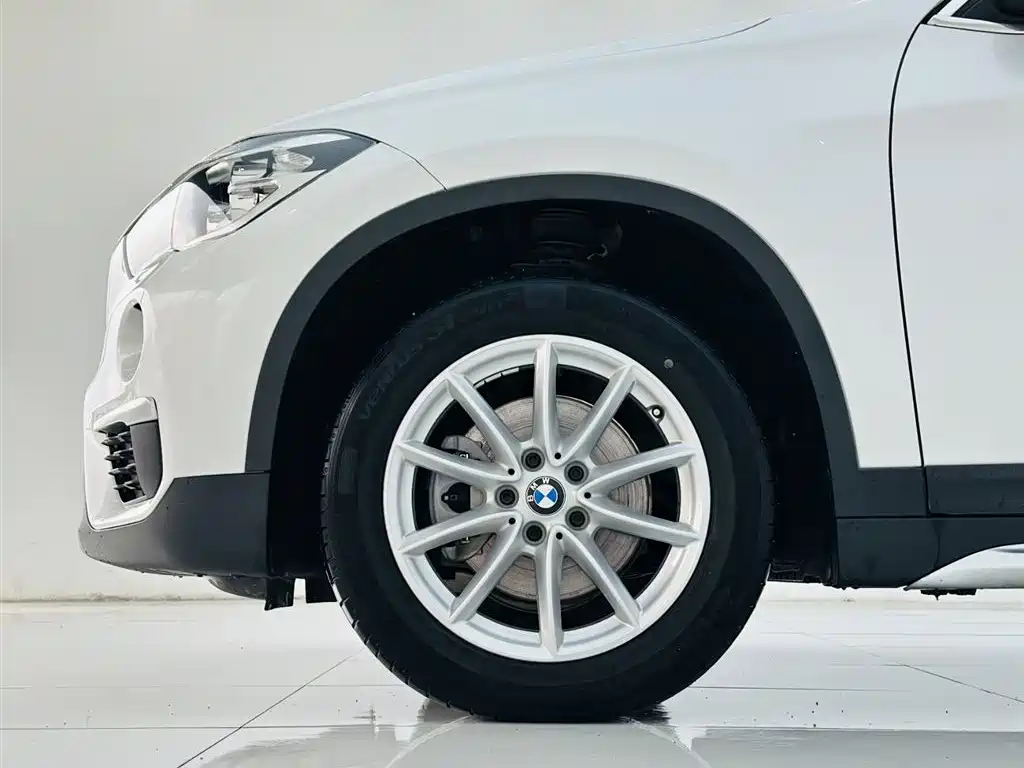 BMW X1 2019 sDrive18Li Fashion