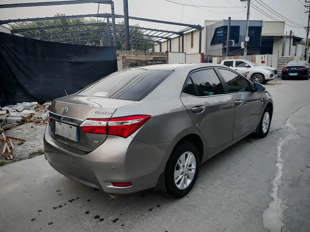 Toyota Corolla — миниатюра 6