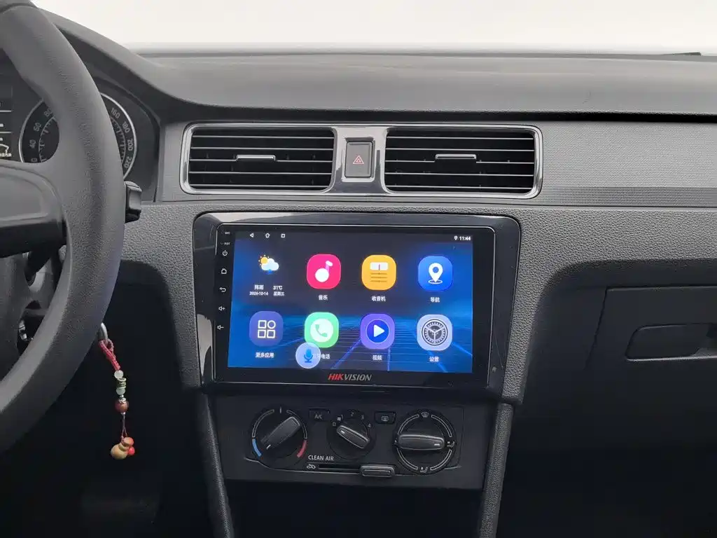 Skoda Rapid Spaceback — миниатюра 12