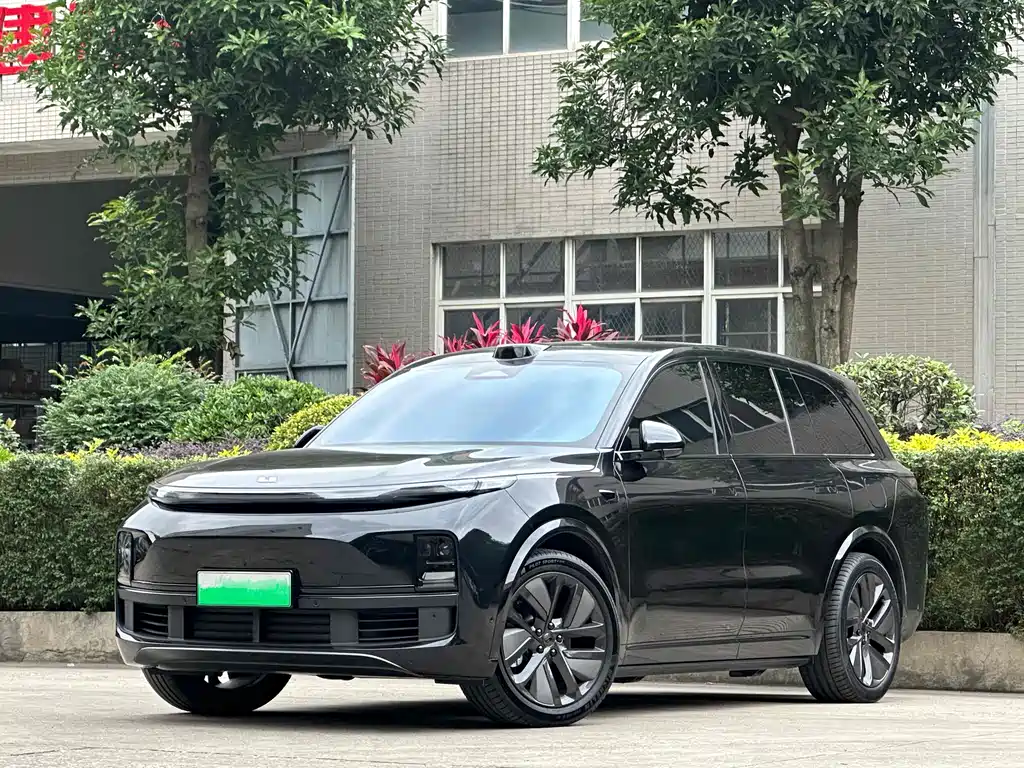 Li Auto Li L8 2024