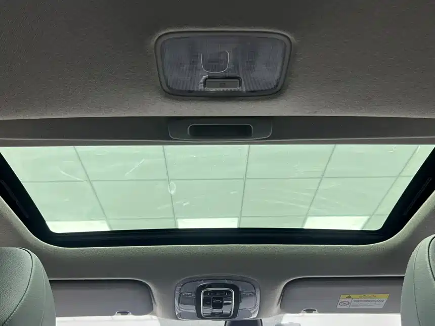 Hyundai Elantra — миниатюра 21