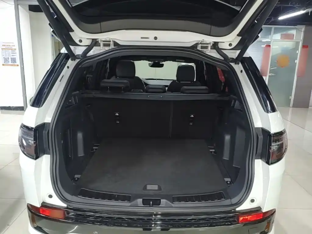 Land Rover Discovery Sport — миниатюра 19