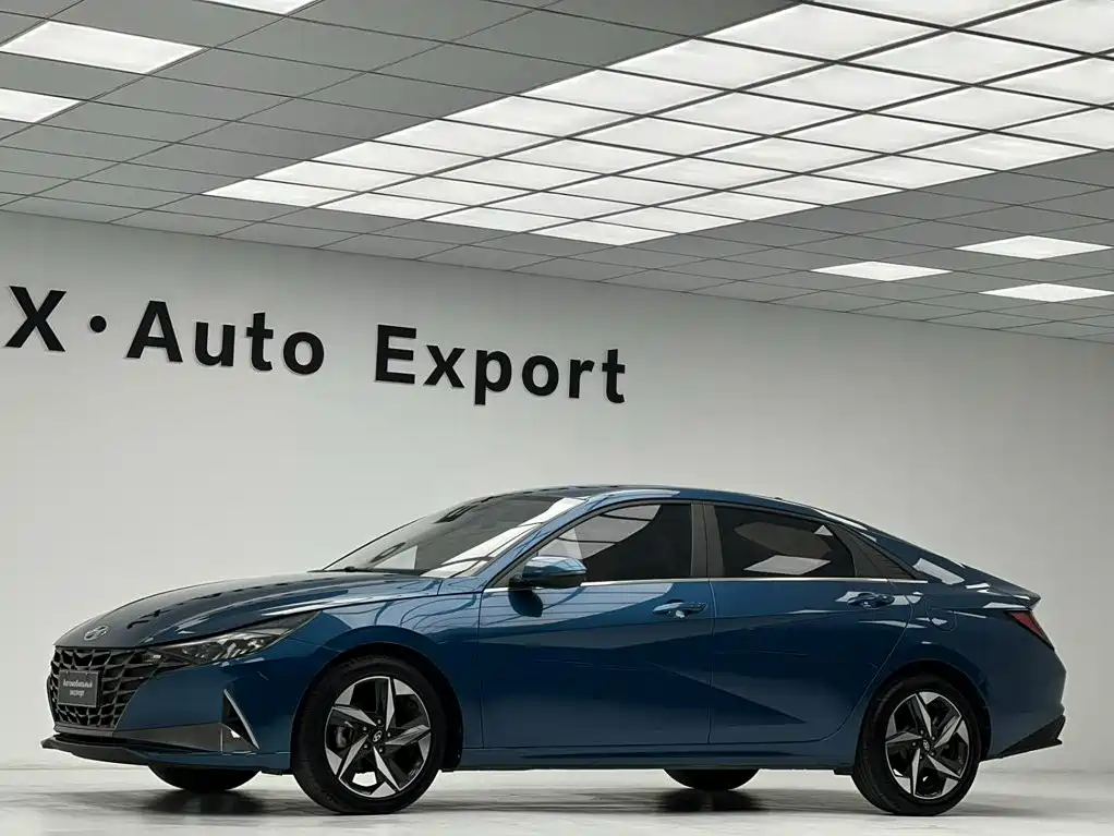 Hyundai Elantra — миниатюра 5