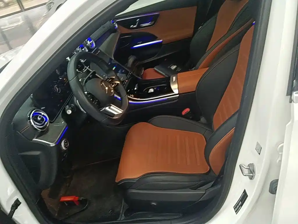Mercedes-Benz C-Class — миниатюра 15