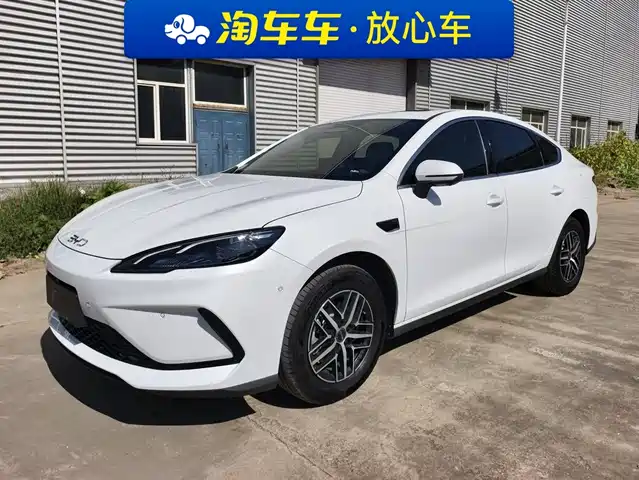 BYD Seal 05