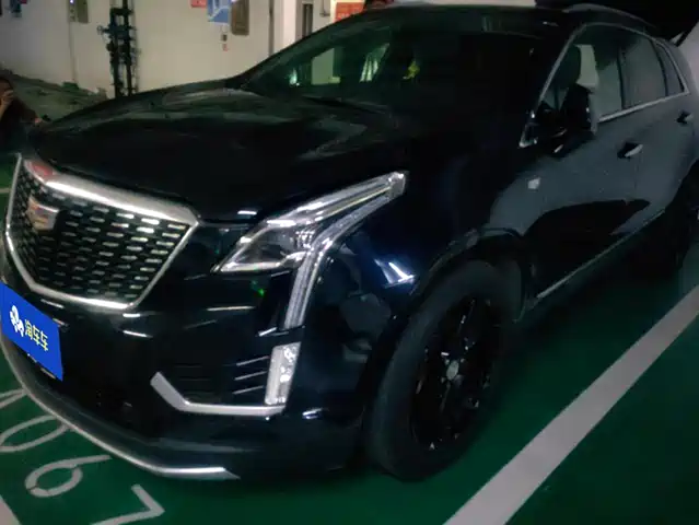 CADILLAC XT5