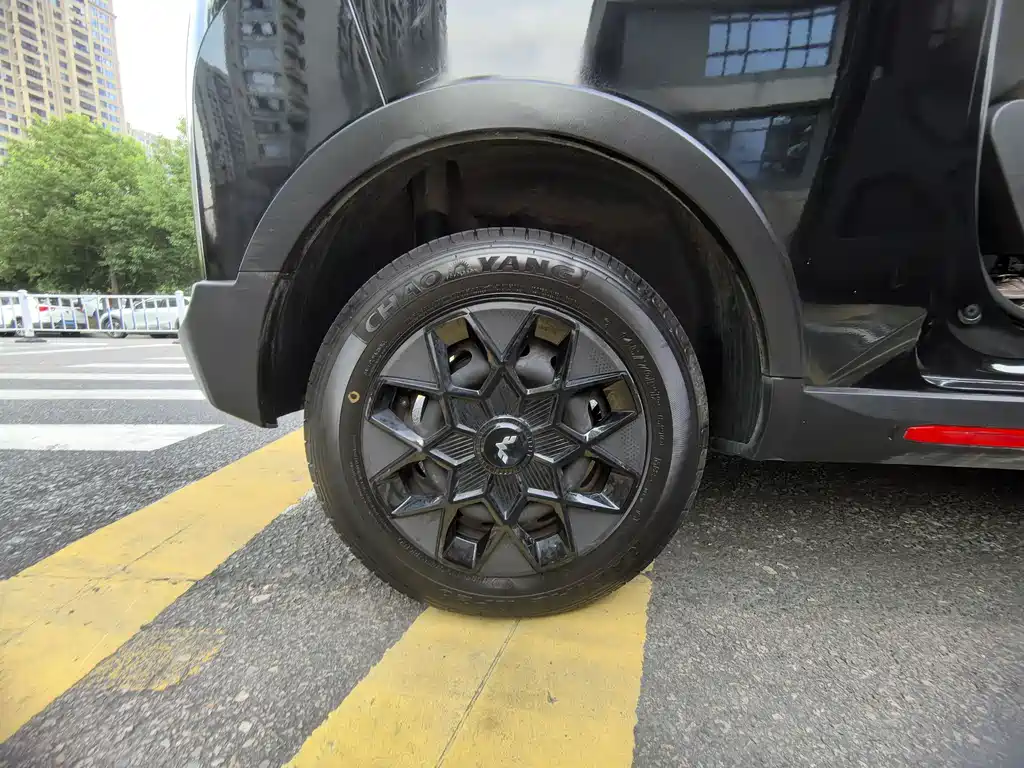 Wuling MINIEV — миниатюра 12