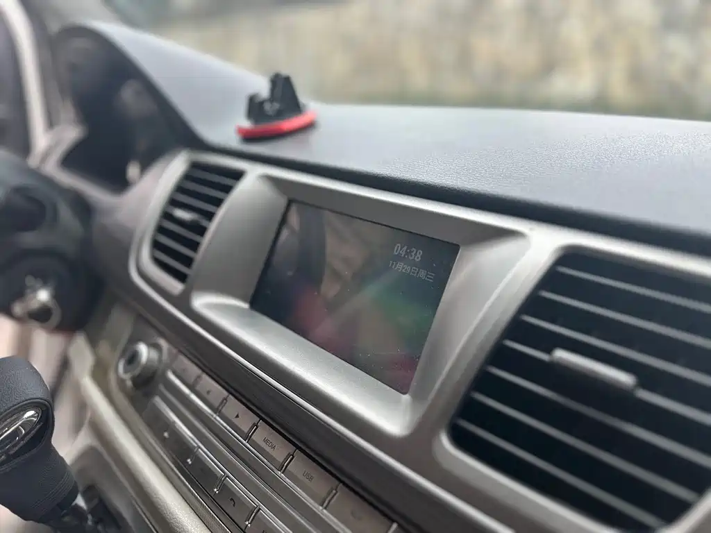 SAIC MAXUS CHASE G10