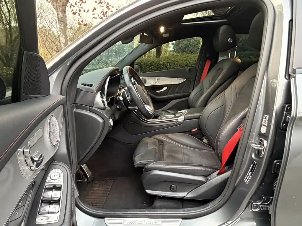 MERCEDES-BENZ GLC COUPE AMG