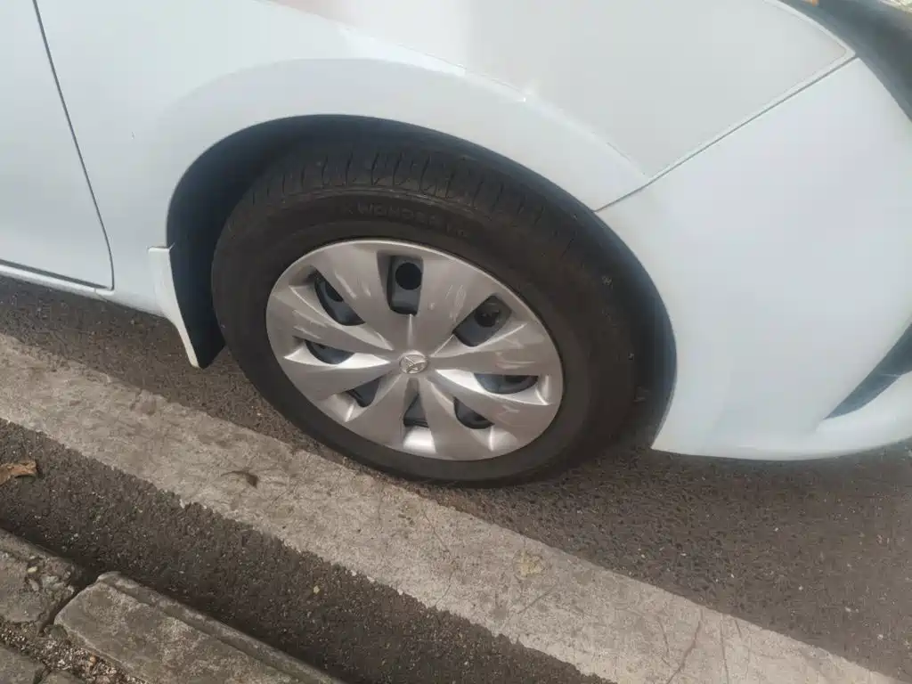 Toyota Yaris L — миниатюра 24