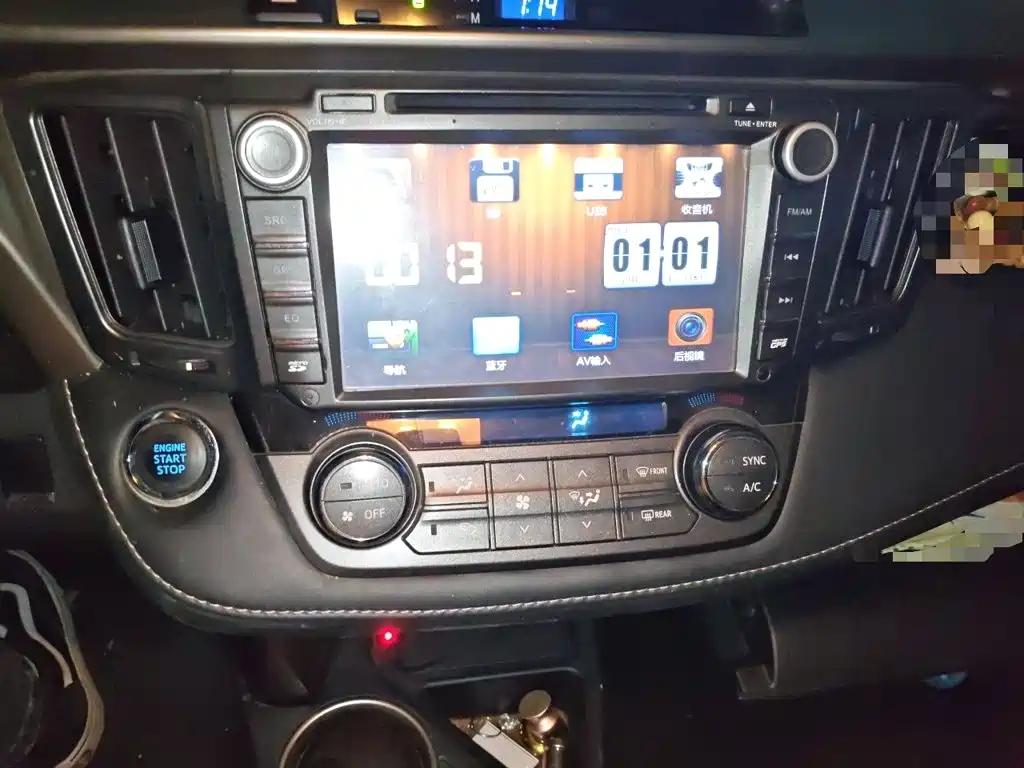 Toyota RAV4 — миниатюра 14