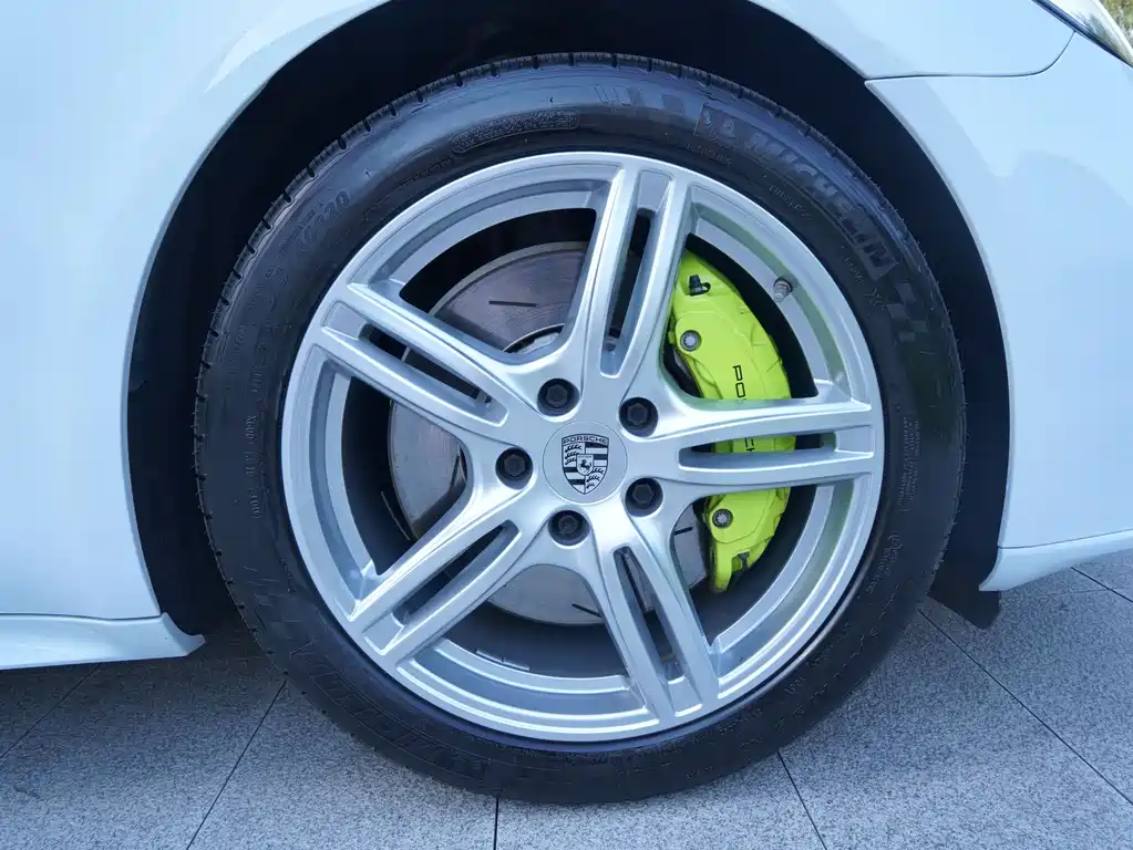 PORSCHE PANAMERA NEW ENERGY