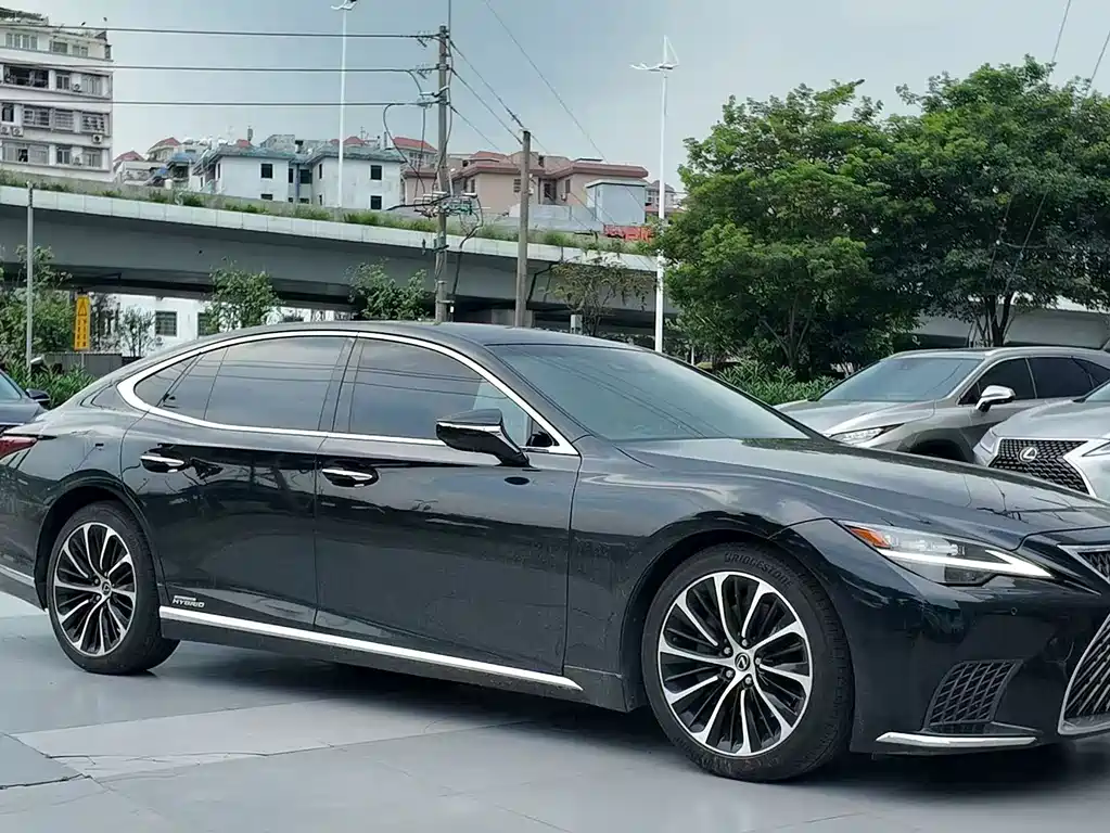 Lexus LS 2020 500h Executive V