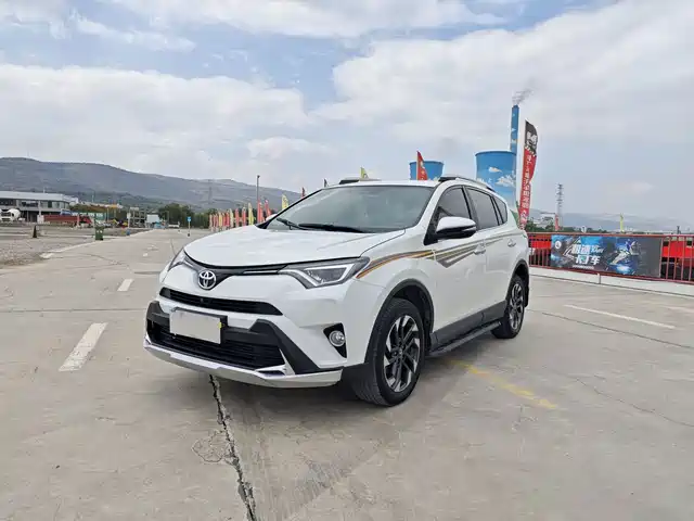 TOYOTA RAV4 RONGFANG 2017