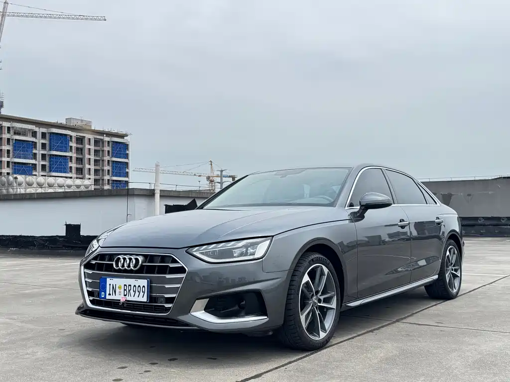 Audi A4L 2021
