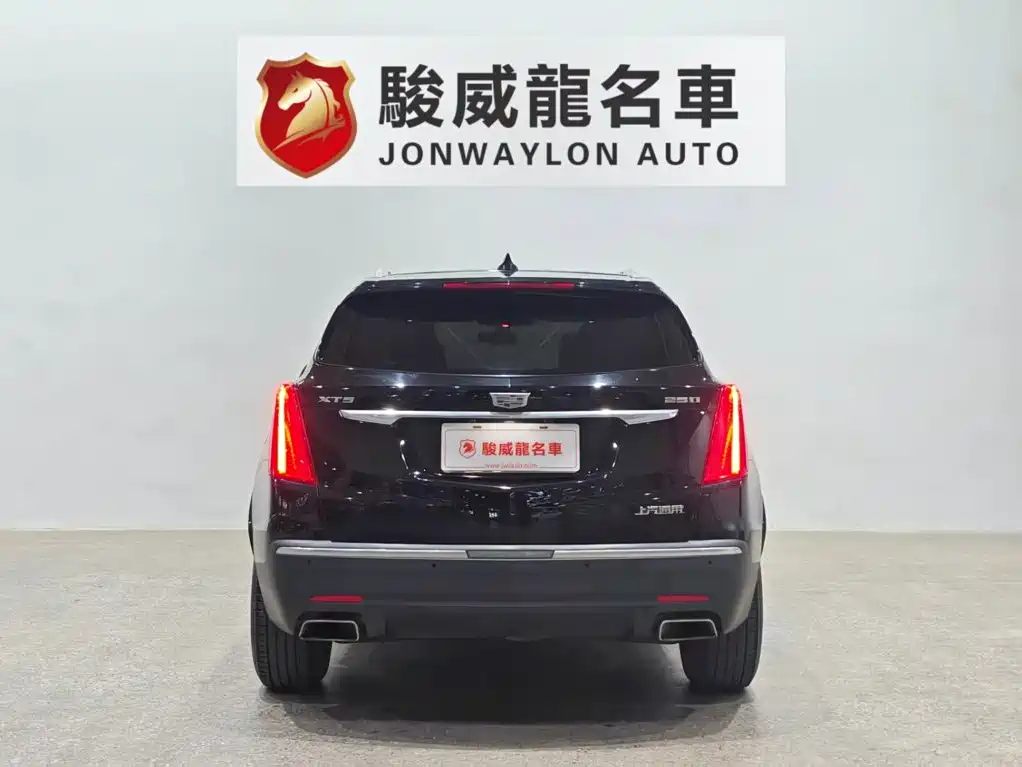 Cadillac XT5 — миниатюра 5