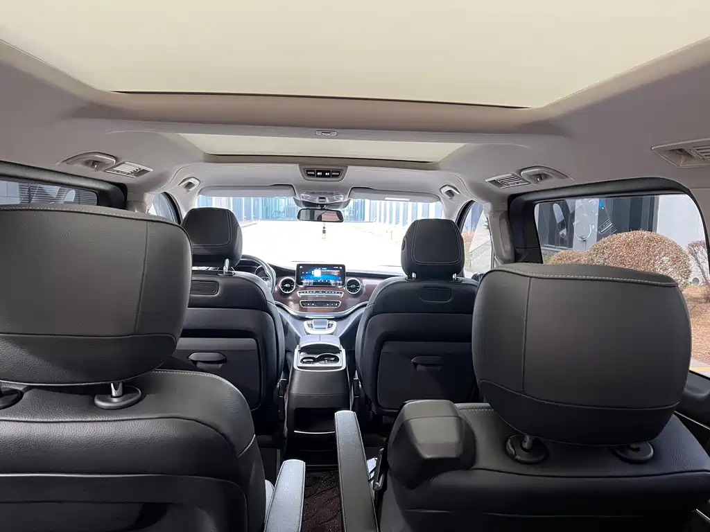 MERCEDES-BENZ V CLASS