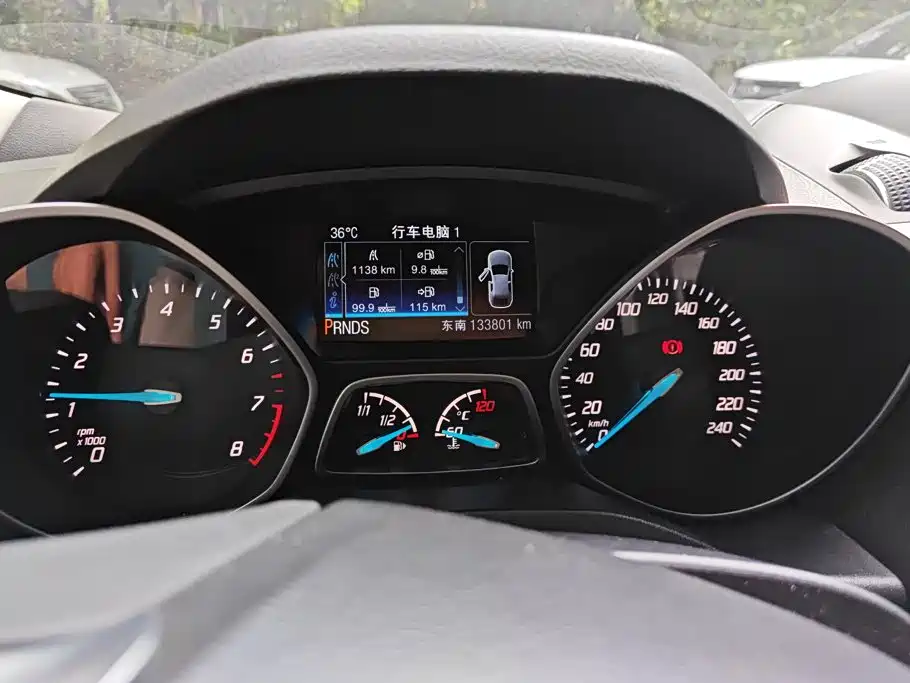 Ford Kuga — миниатюра 14