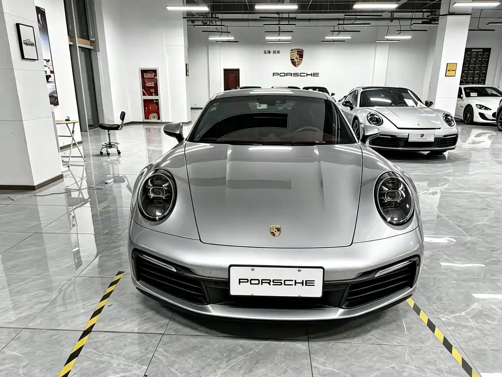 Porsche 911