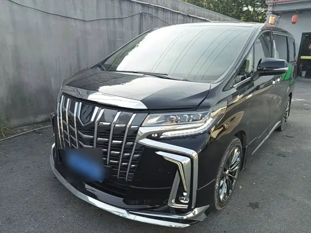 Toyota Vellfire 2023 2.5L HV Luxury