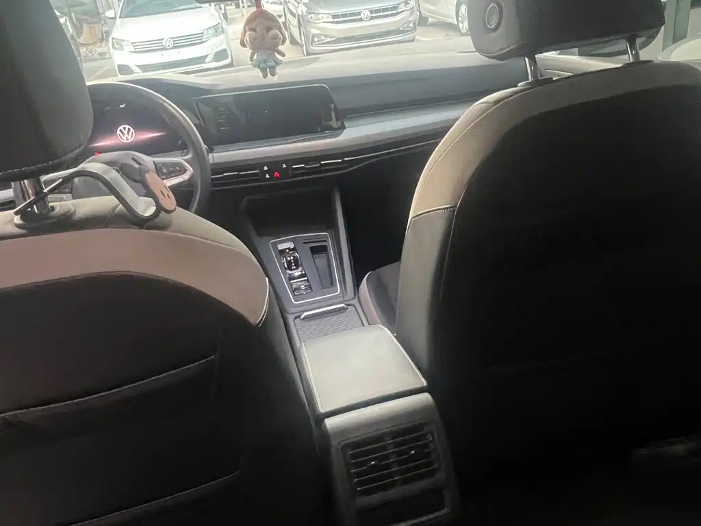 Volkswagen Golf — миниатюра 10