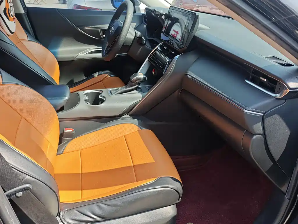 TOYOTA LING FANG HARRIER