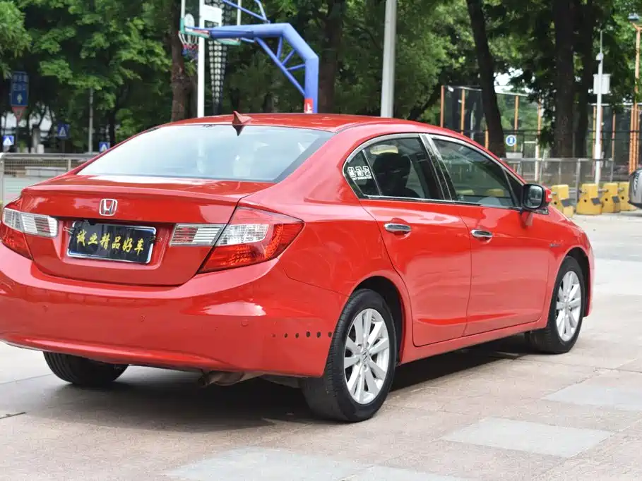 Honda Civic 2012 1.8L AT Luxury