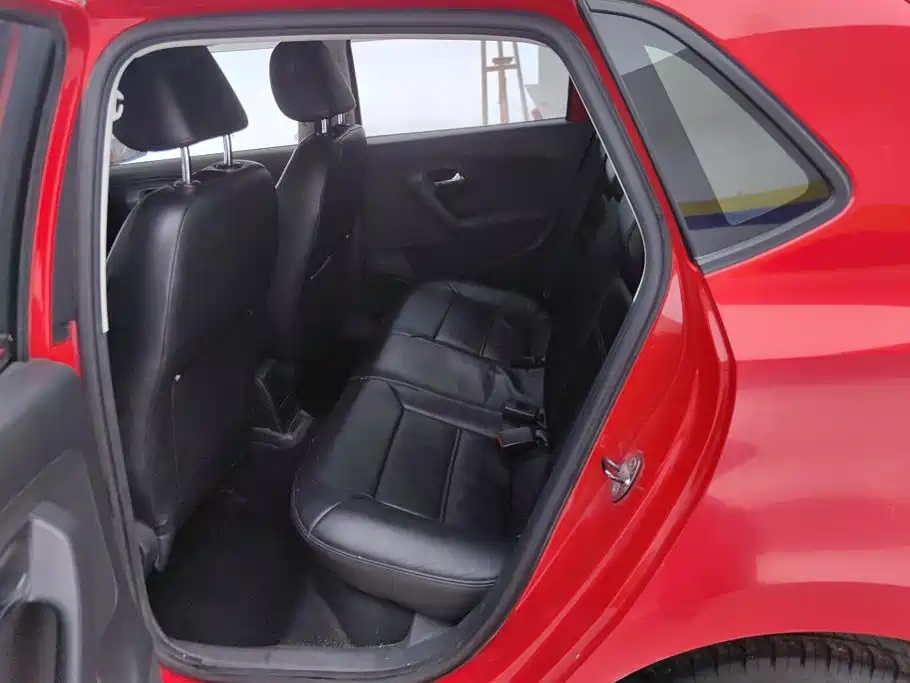 Volkswagen Polo — миниатюра 11