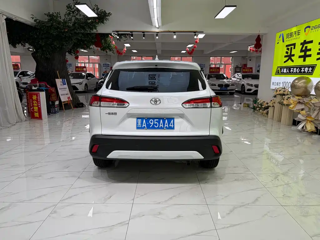 Toyota Corolla Cross — миниатюра 5