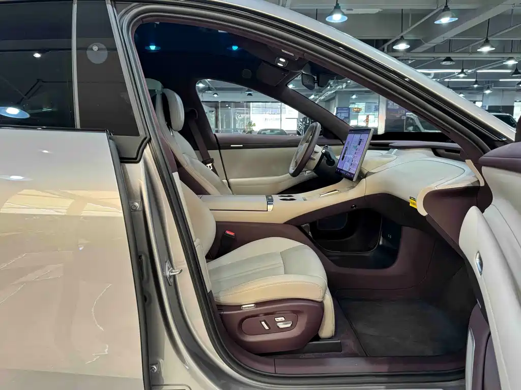 XIAOMI CAR XIAOMI YU7