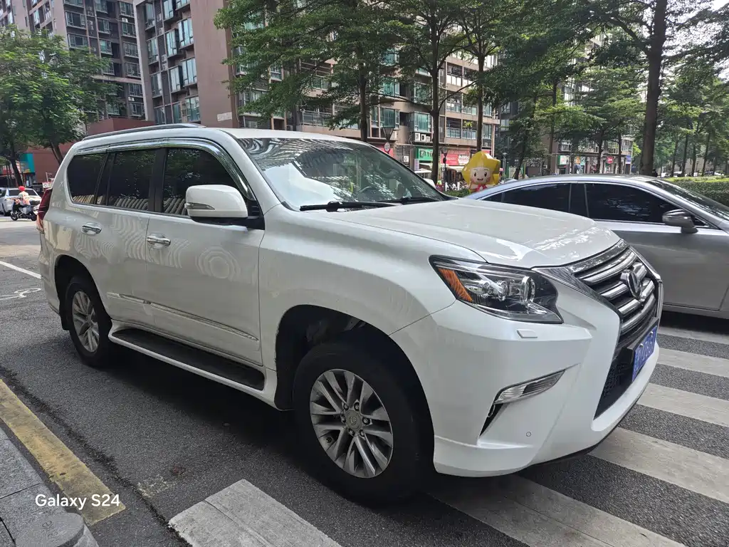Lexus GX — миниатюра 4