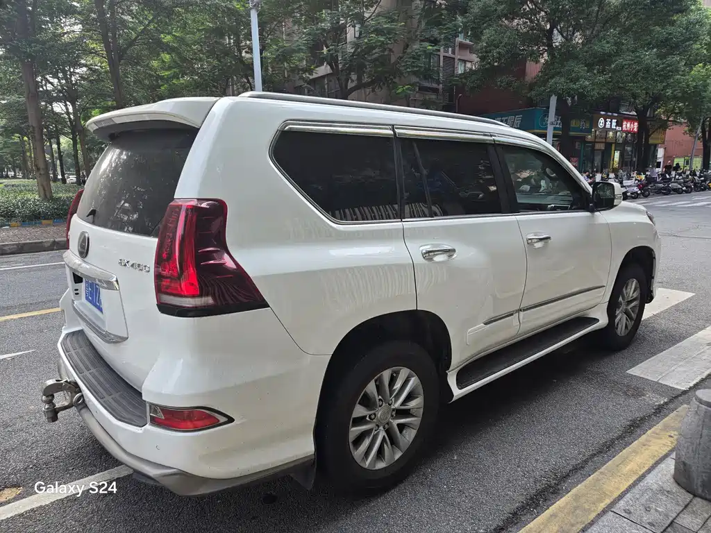 Lexus GX — миниатюра 7