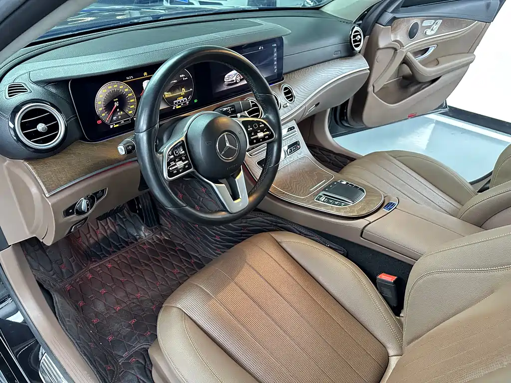 Mercedes-Benz E-Class E 2019 E 300 L Fashion