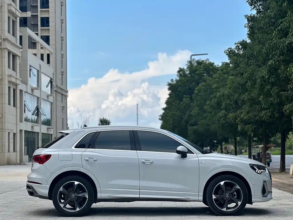Audi Q3 — миниатюра 9