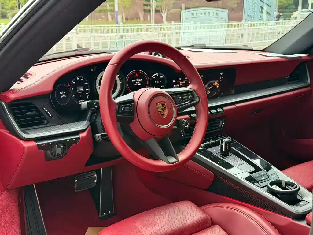 Porsche 911 2022 Carrera 3.0T