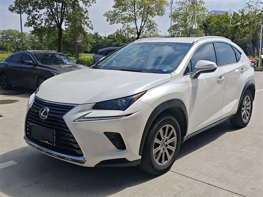 Lexus NX 2017