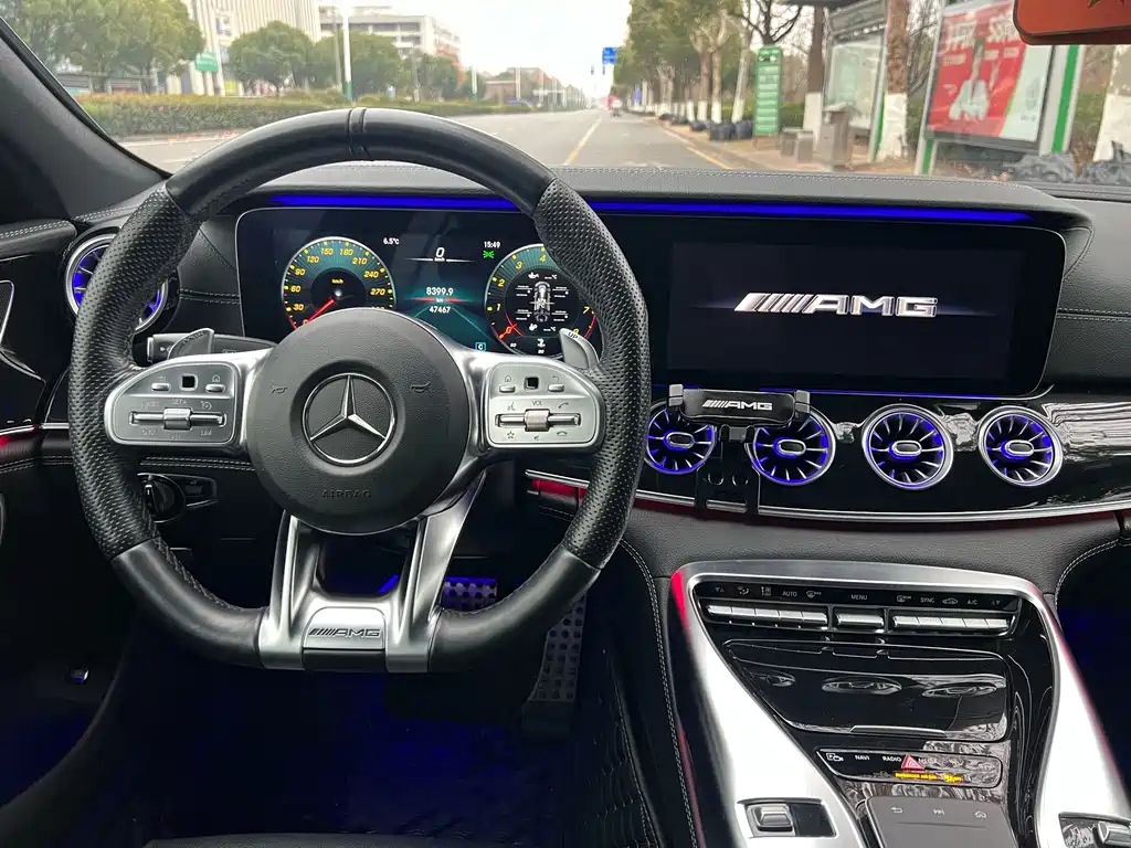MERCEDES-BENZ AMG GT